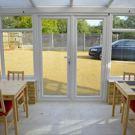Winston Guesthouse Бистер Экстерьер фото